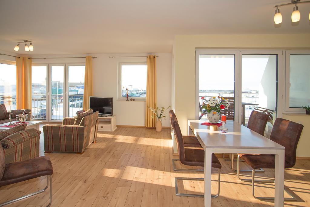 Ferienwohnung Wiek Im Hafenkieker Wiek auf Rugen Ruang foto